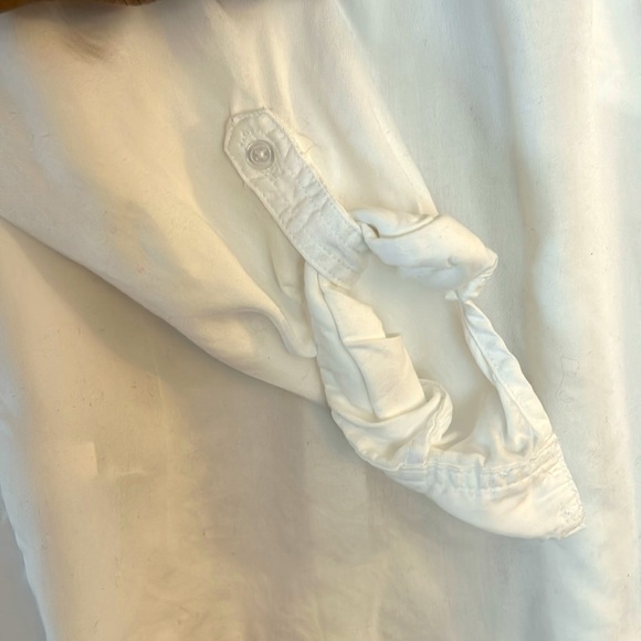 Chico’s Lendzing Fringe- hemmed- Front pockets - roll-tab sleeves white shirt - Picture 7 of 11